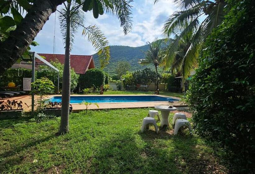ویلای استاندارد با چشم‌انداز باغ, The Hillside Pranburi Resort
