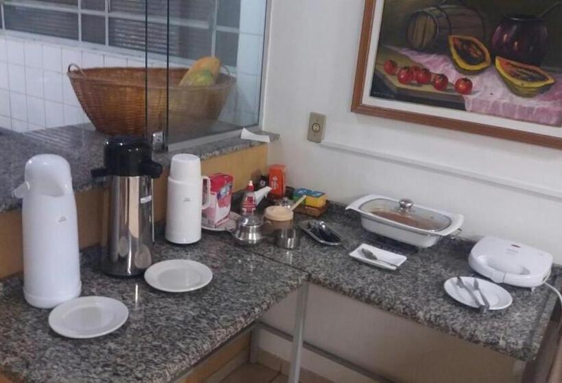 اتاق استاندارد, Uniflat Hotel Bauru