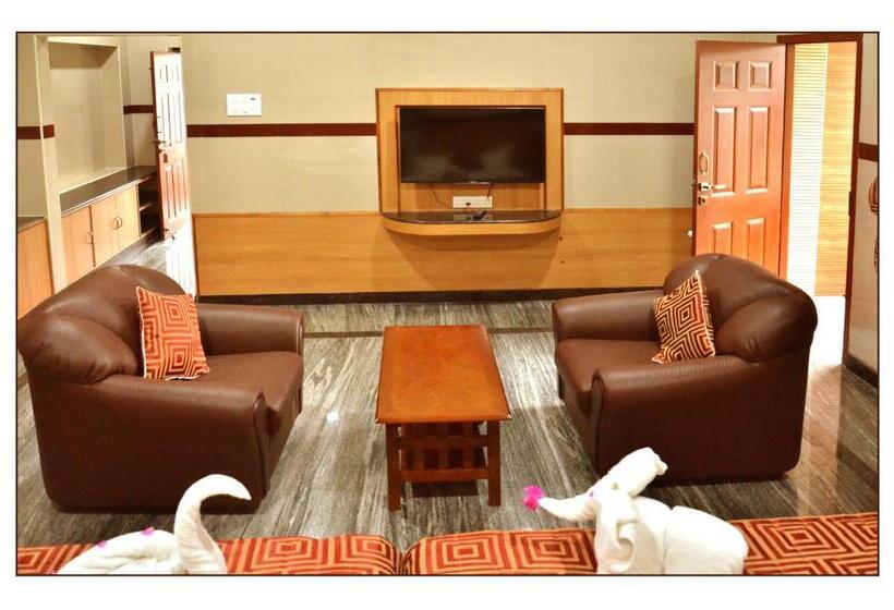اتاق استاندارد چهار تخته, Gvs Residency