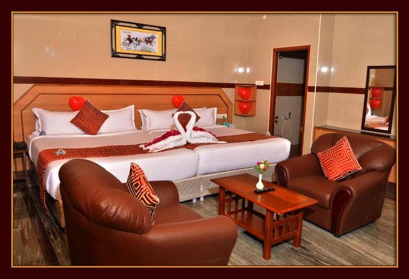 اتاق استاندارد چهار تخته, Gvs Residency