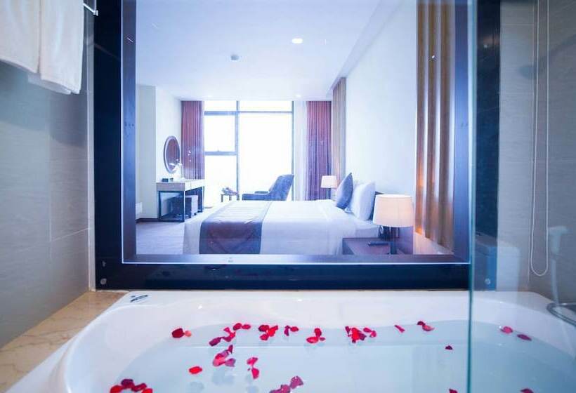 اتاق لوکس با تخت بزرگ, Muong Thanh Luxury Buon Ma Thuot
