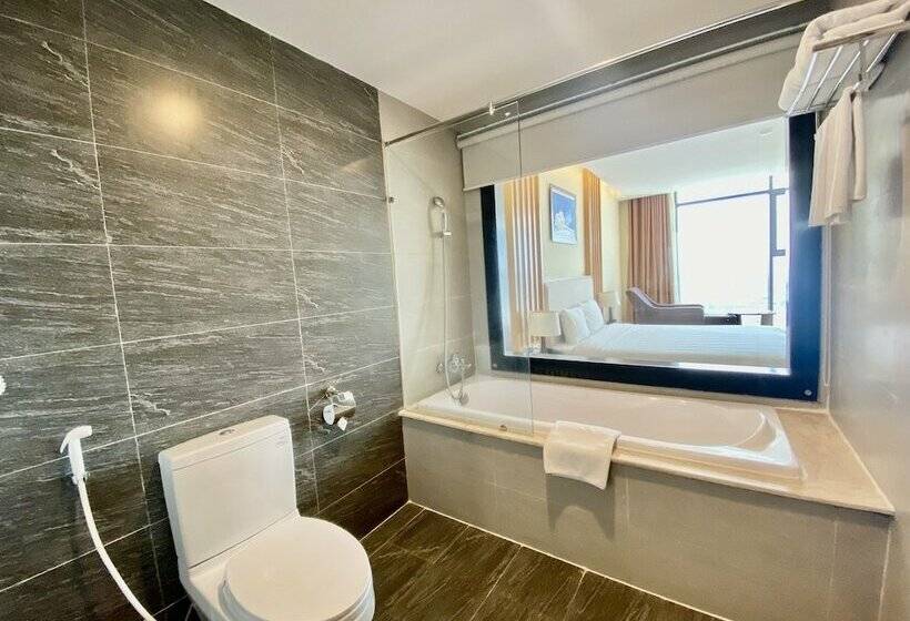 اتاق لوکس با تخت بزرگ, Muong Thanh Luxury Buon Ma Thuot