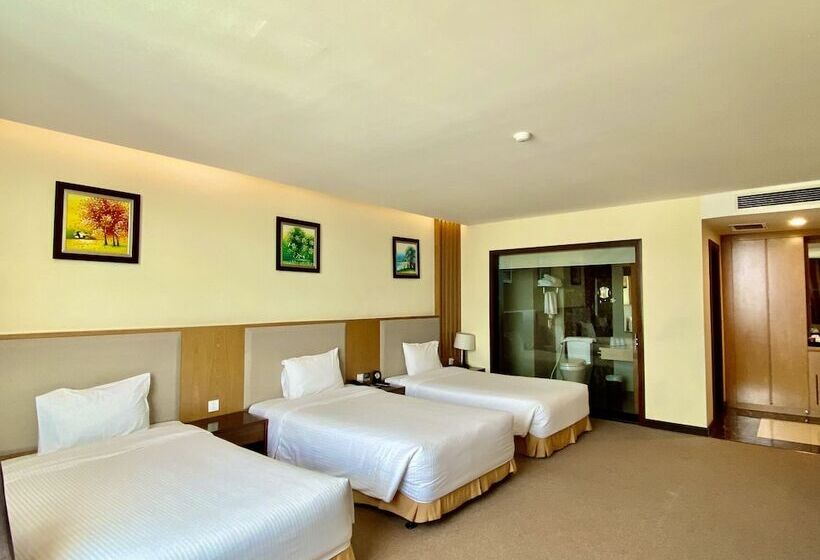 اتاق لوکس سه تخته, Muong Thanh Luxury Buon Ma Thuot