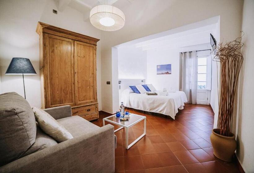 سوییت جونیور, Petit Hotel 5 Fars