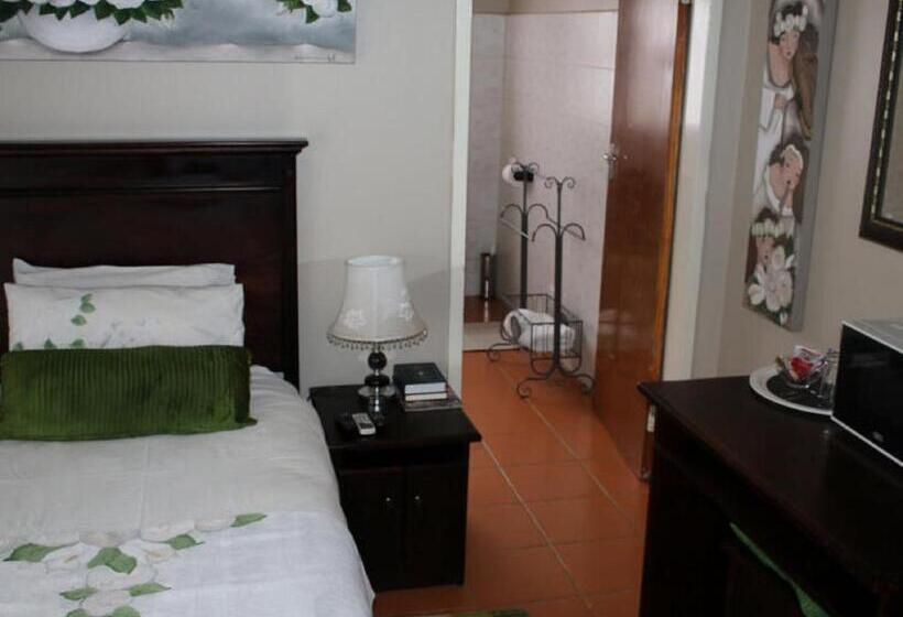 اتاق استاندارد یک نفره, Cashan Bnb