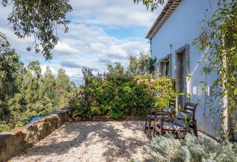 سوییت با چشم‌انداز استخر, Herdade Quinta Natura Turismo Rural