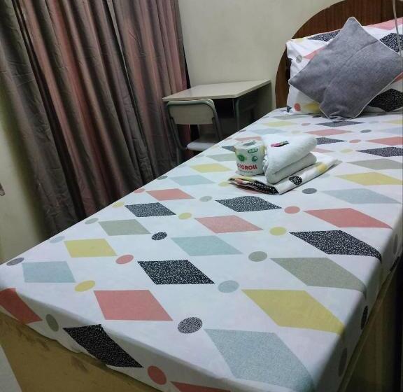 اتاق لوکس یک تخته, Heart Hotel And Services