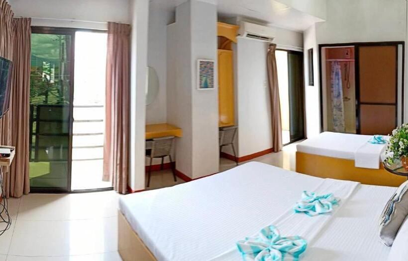 سوییت خانوادگی, Heart Hotel And Services