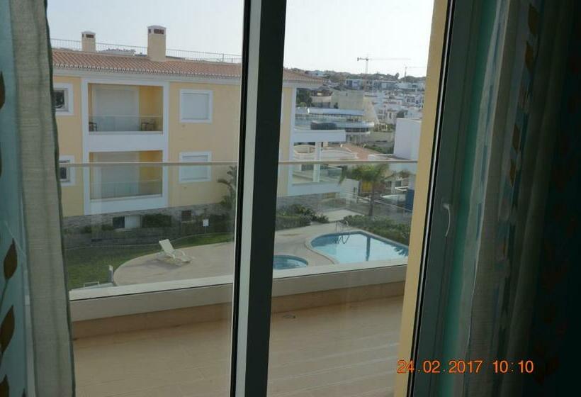 اتاق لوکس, Porto De Mos Golf & Beach B&b Al 40312