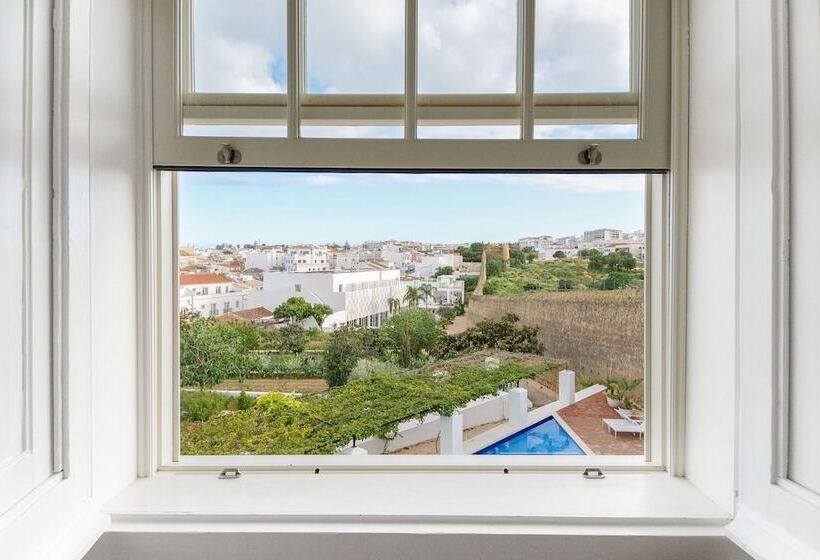 سوییت, Casa Mãe Lagos