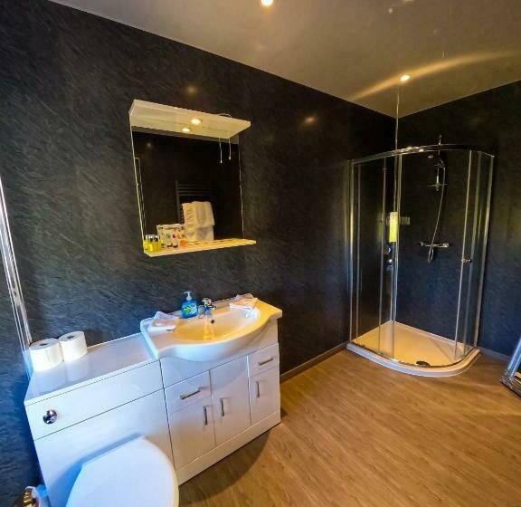 اتاق سوپریور با تخت بزرگ, Maryfield House