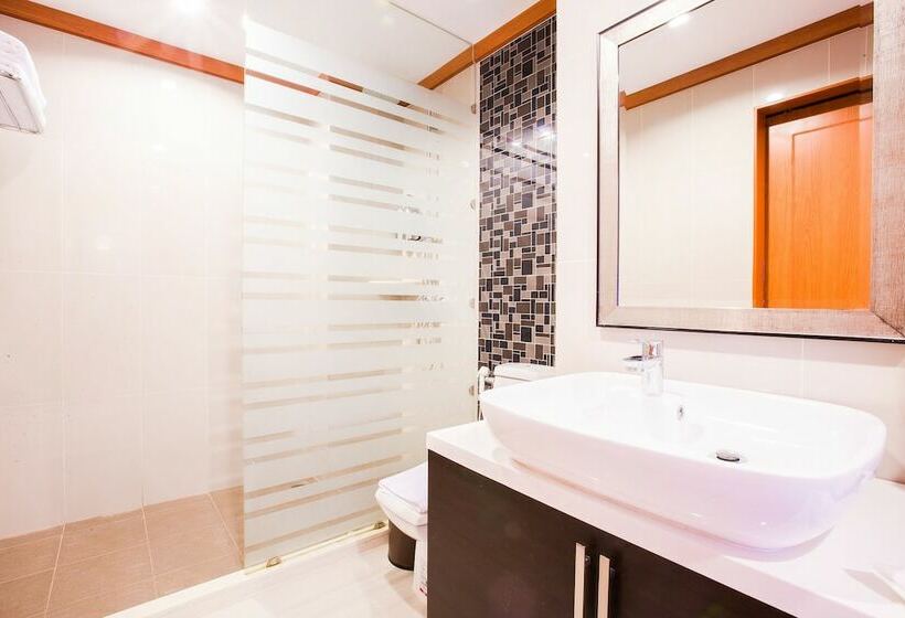 اتاق لوکس, Romantic Khon Kaen