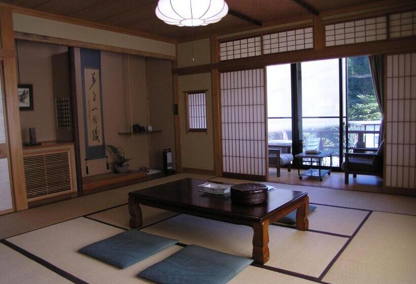 اتاق لوکس خانوادگی, Irorinoyado Sankiti Hot Spring Ryokan