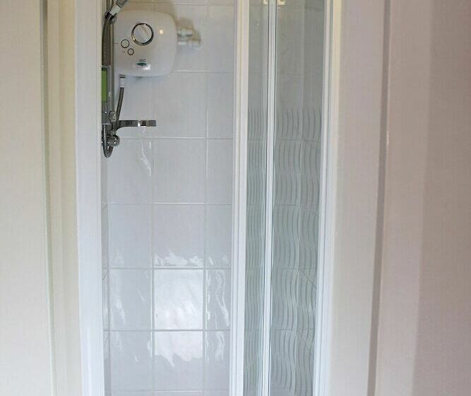 اتاق استاندارد, Whitemoor House B&b