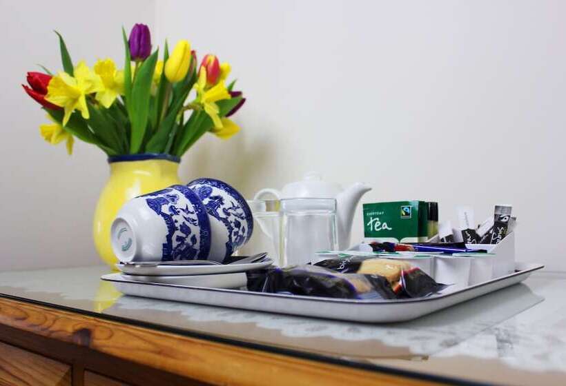 اتاق استاندارد, Whitemoor House B&b