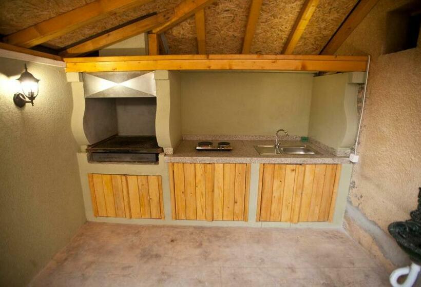 اتاق استاندارد با سرویس بهداشتی مشترک, Hostel 1910