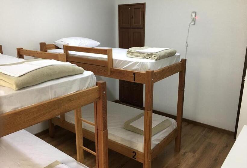 تختخواب در اتاق مشترک, Hostel Berghaus
