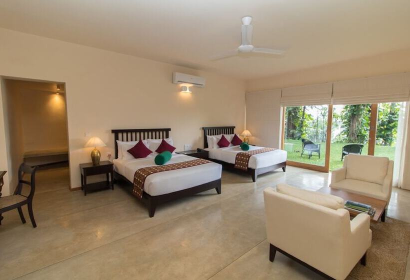 سوییت جونیور, Kings Pavilion Luxury