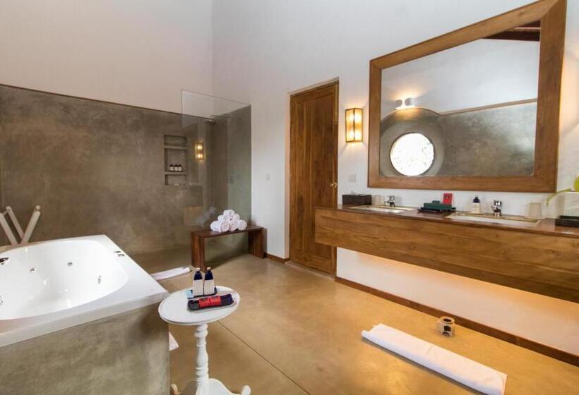 سوییت, Kings Pavilion Luxury