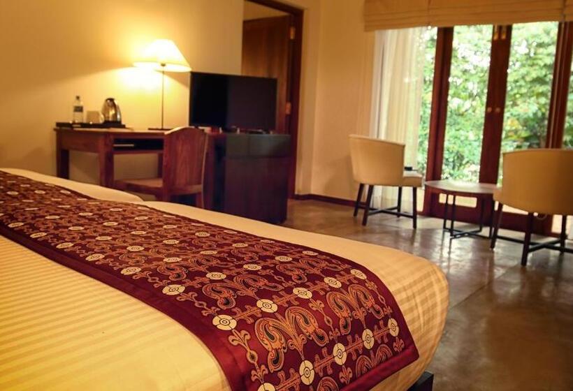 اتاق لوکس با چشم‌انداز باغ, Kings Pavilion Luxury