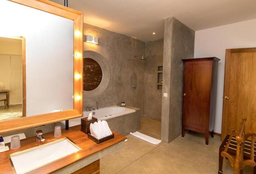 سوییت جونیور, Kings Pavilion Luxury