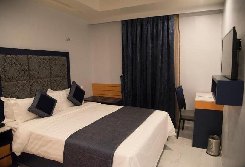 سوییت, Regenta Inn Vadodara, 500m From Railway Station
