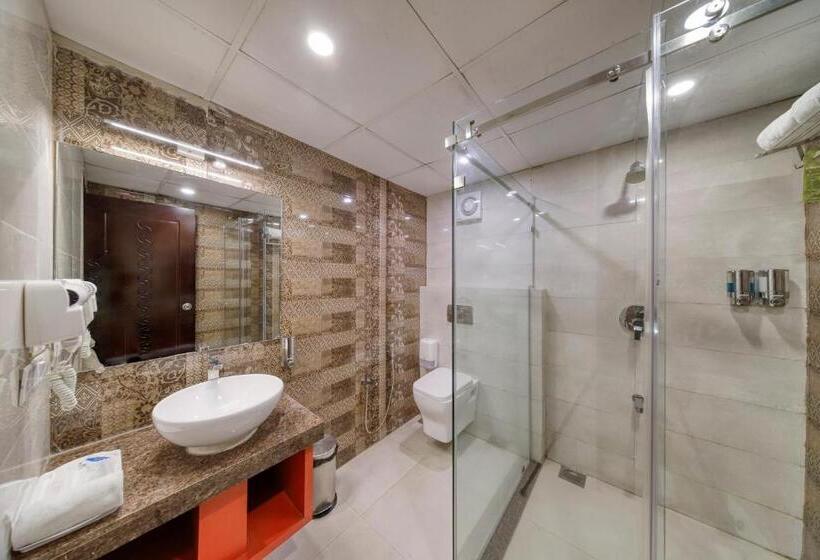 سوییت, Regenta Inn Vadodara, 500m From Railway Station