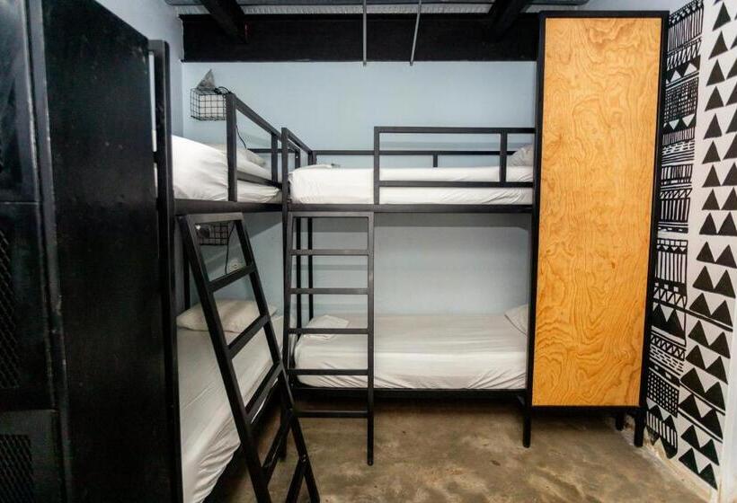 اتاق استاندارد, Selina Santa Teresa North   Hostel