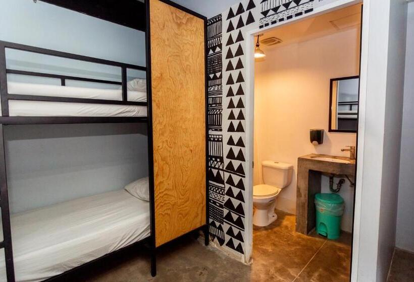اتاق استاندارد, Selina Santa Teresa North   Hostel