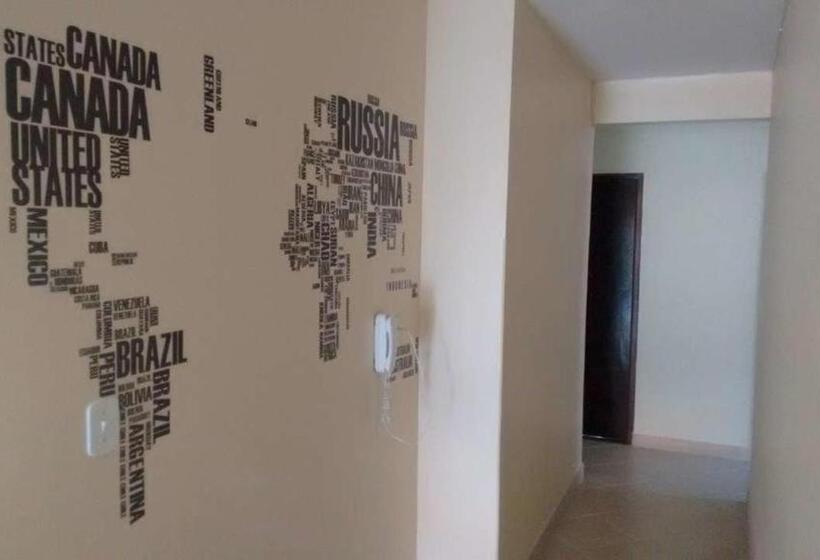 اتاق استاندارد سه تخته با سرویس بهداشتی مشترک, Le Monde Hostel   Suites E Camas