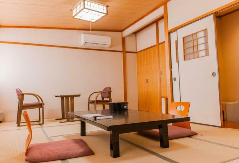 اتاق استاندارد چهار تخته, Yuzennoyado Toukai