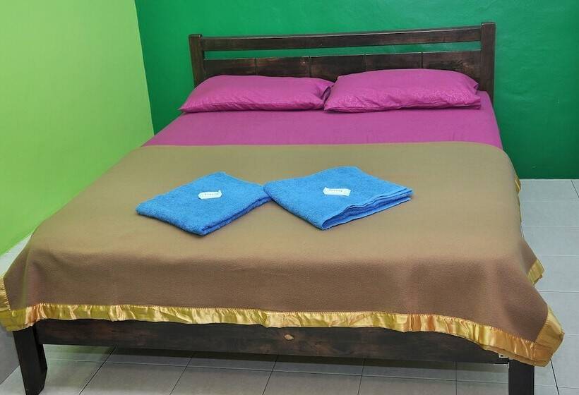 اتاق استاندارد, Tanjak Motel   Hostel