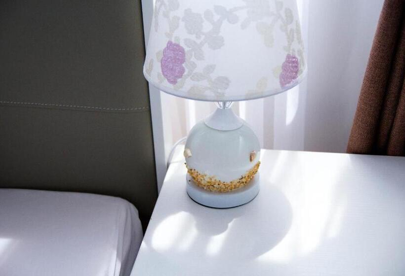 اتاق کلاسیک, Poetic Hue Hotel & Spa