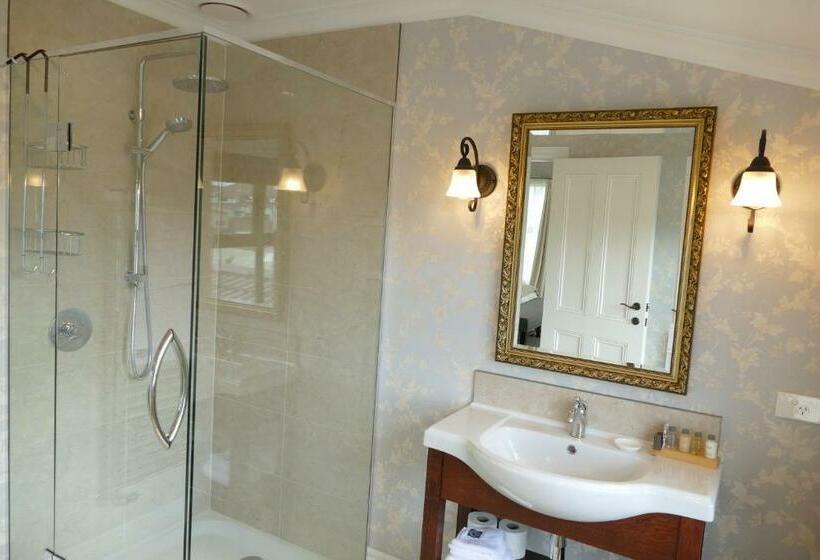 سوئیت با تخت بزرگ, Casa Aquila