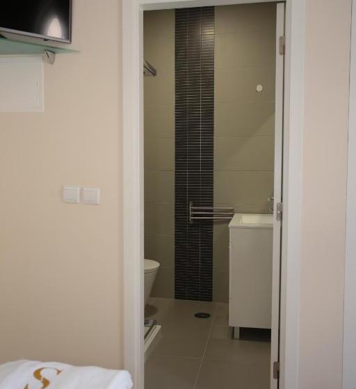 اتاق استاندارد, Suites Guest House