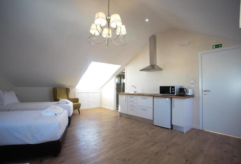 اتاق استاندارد چهار تخته, Suites Guest House