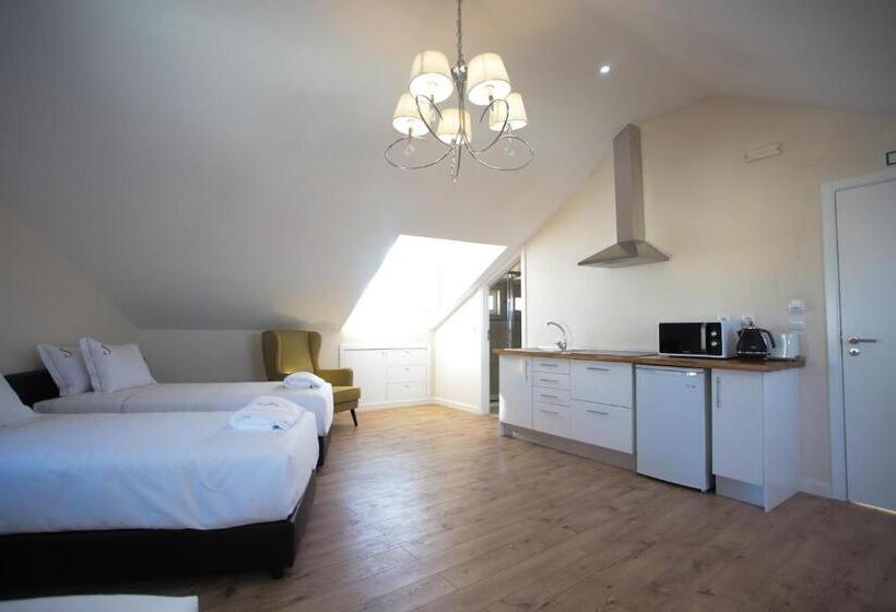 اتاق استاندارد چهار تخته, Suites Guest House