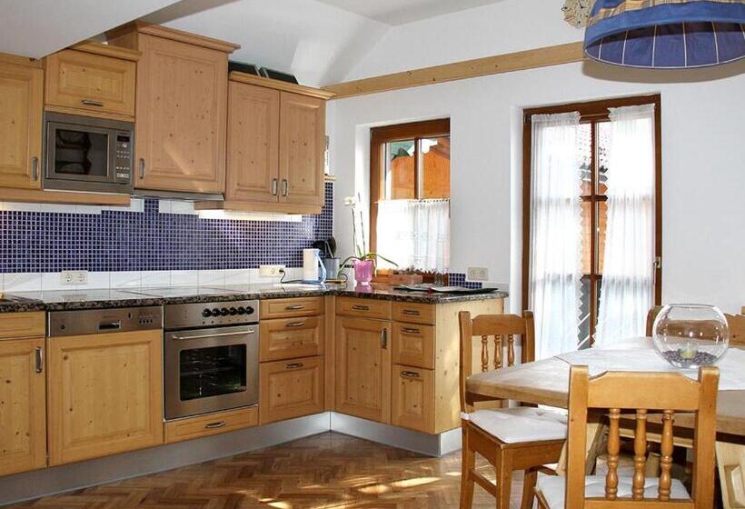 1 Bedroom Penthouse Apartment, Das Kleine Bio Hotel Tiefenbach