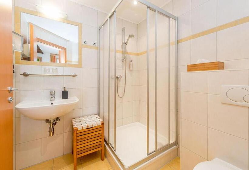 اتاق اکونومی, Das Kleine Bio Hotel Tiefenbach