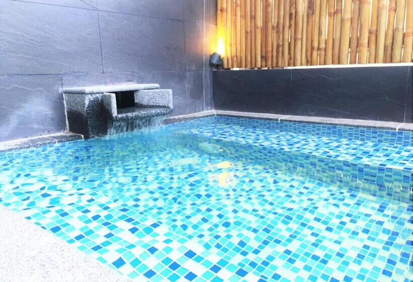 اتاق لوکس, Azumaya Hotel Phnom Penh
