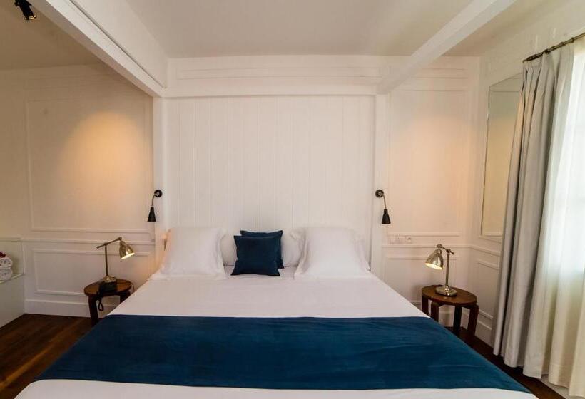 Suite with Terrace, Grand Hotel Urban