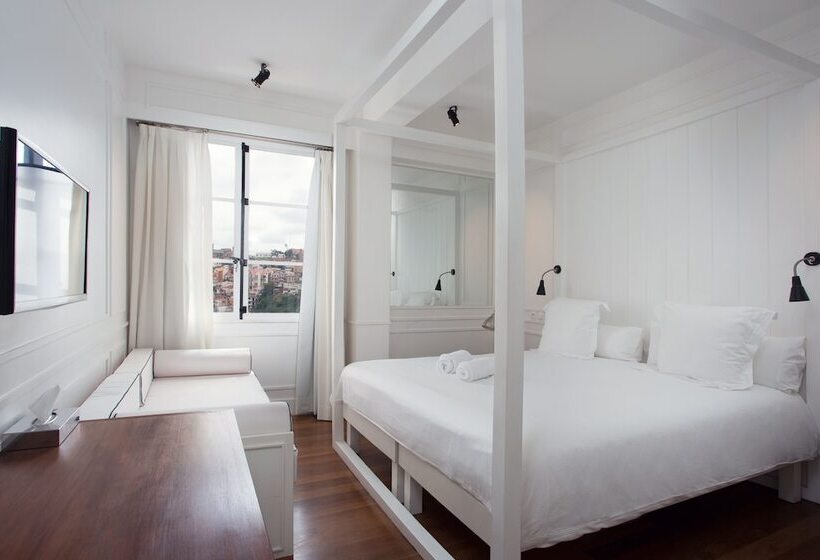 اتاق استاندارد, Grand Hotel Urban