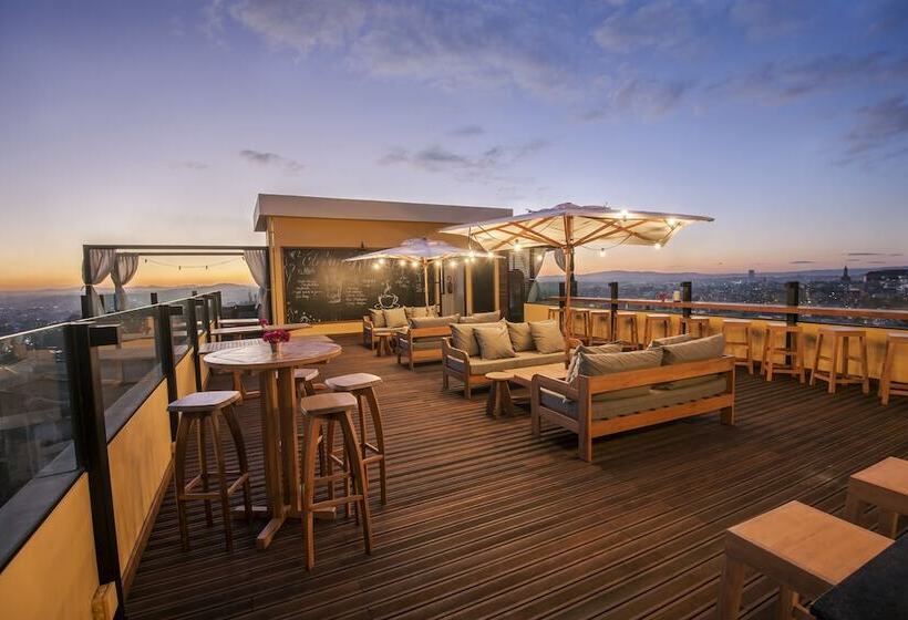 اتاق سوپریور, Grand Hotel Urban