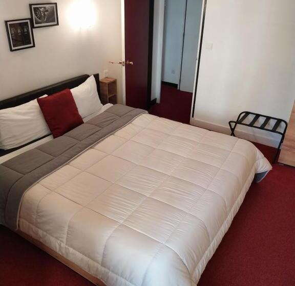 اتاق استاندارد با تخت بزرگ, Hôtel Jean Xxii