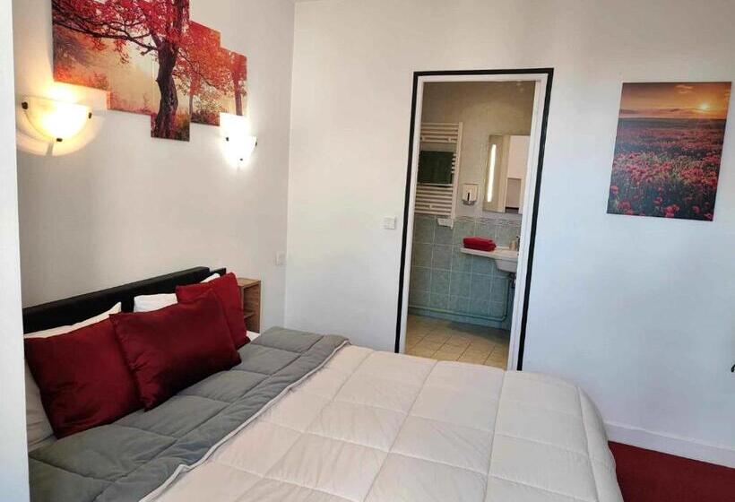 اتاق سوپریور با تخت بزرگ, Hôtel Jean Xxii