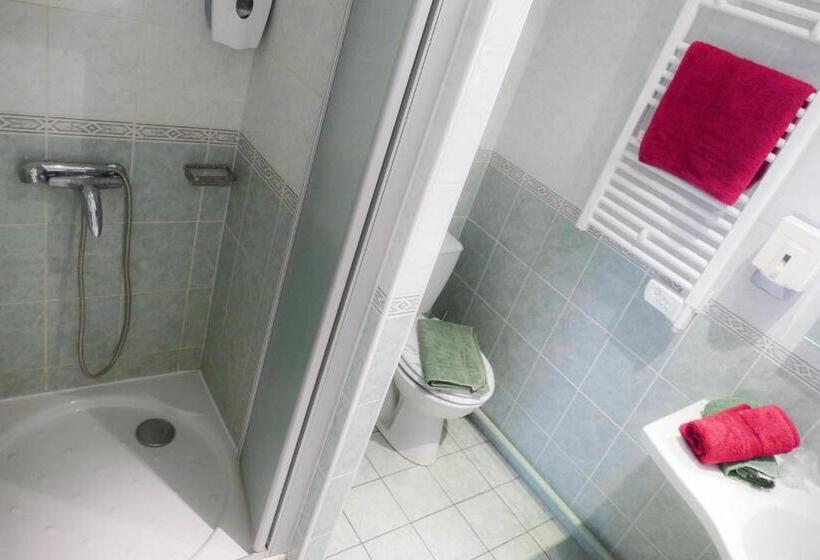 اتاق سوپریور با تخت بزرگ, Hôtel Jean Xxii