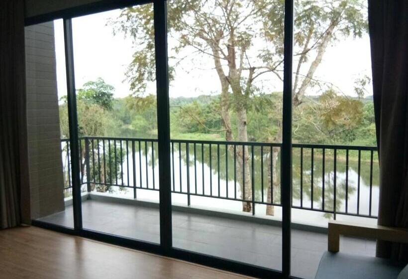 اتاق استاندارد با تخت بزرگ, Riverawan