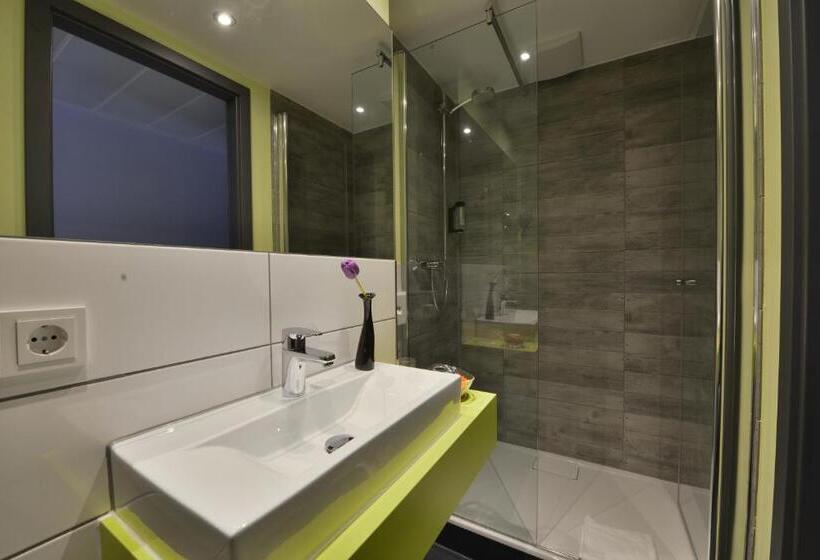 اتاق استاندارد سه نفره, Sleepysleepy Hotel Gießen