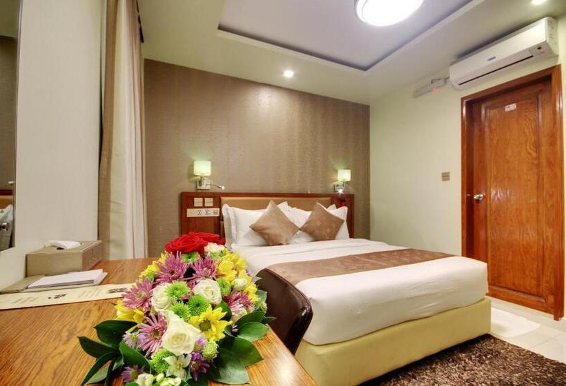 اتاق سوپریور, Unima Grand