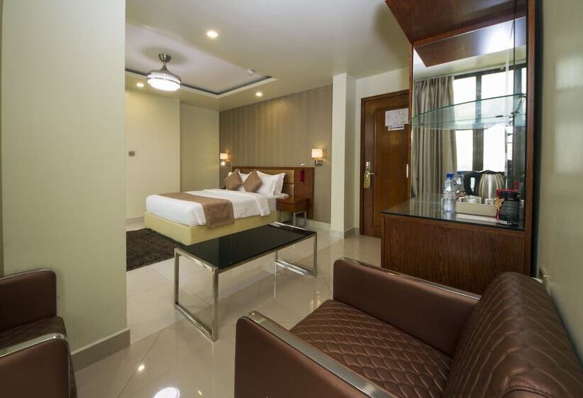 سوئیت برای معلولان, Unima Grand